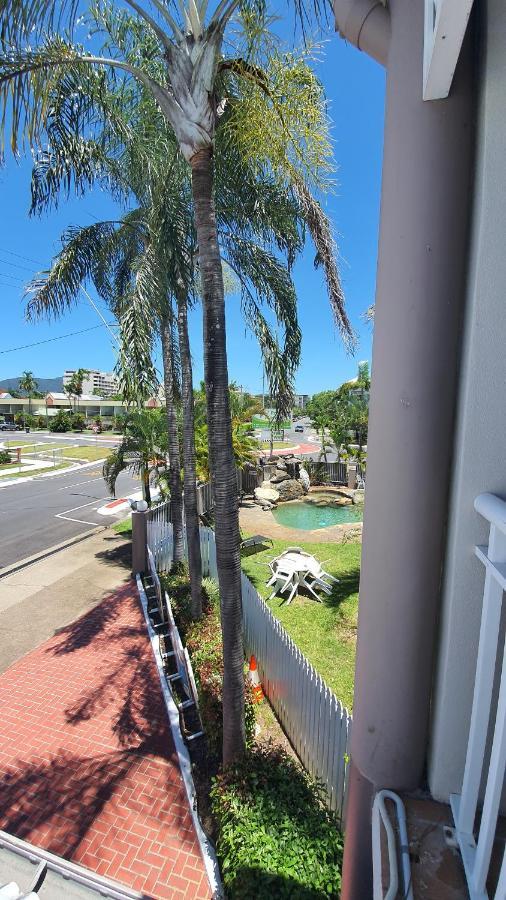 Reef Palms Motel Cairns Eksteriør billede